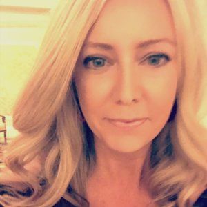 Meet your Posher, Emmy